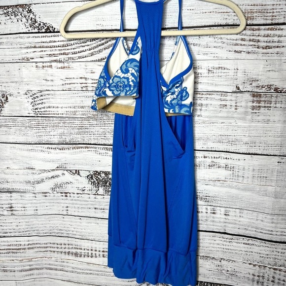 Lululemon No Limits Tank Beachy Floral Blue & White Athletic Top 4 - Picture 5 of 5